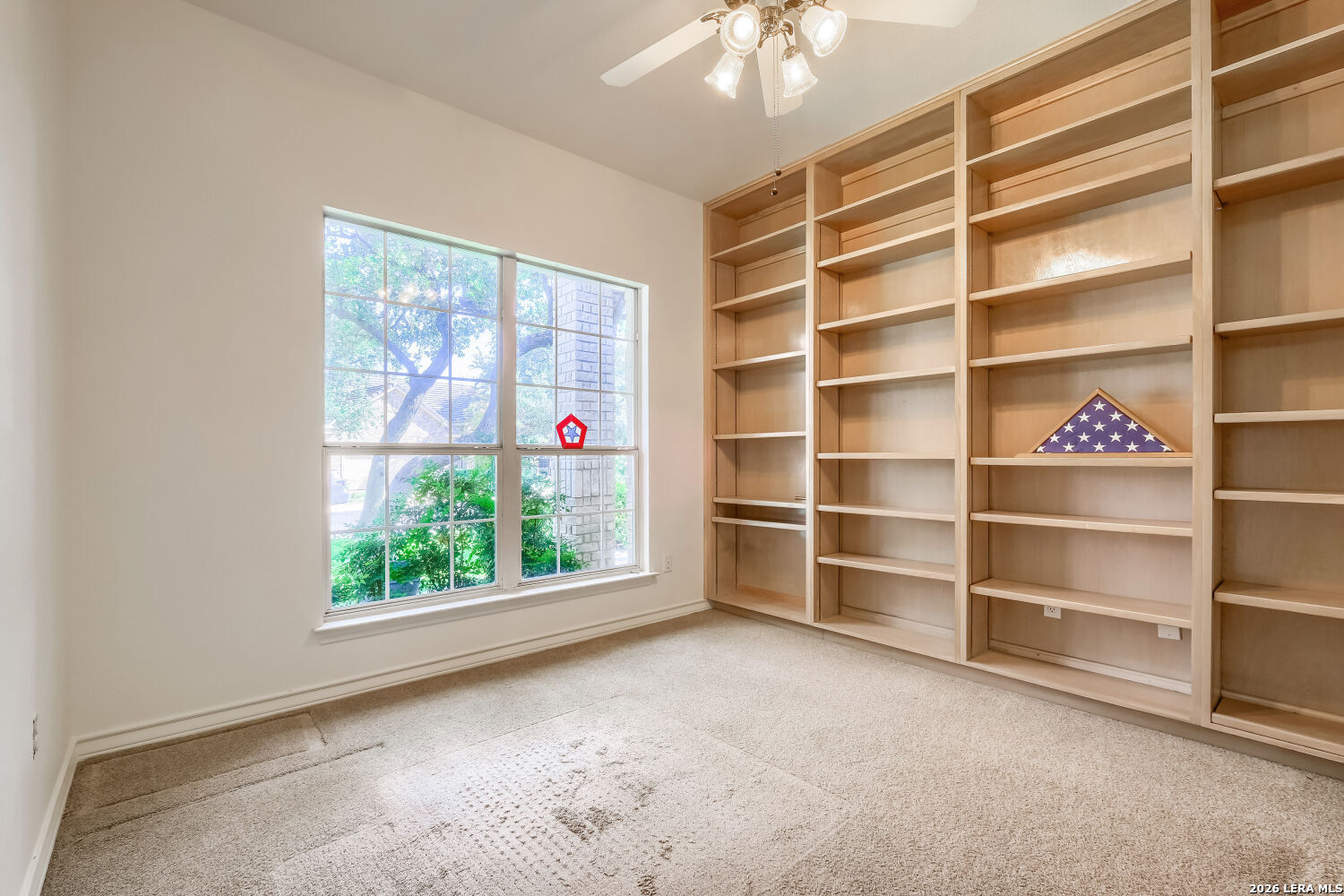 15634 Mission Crst