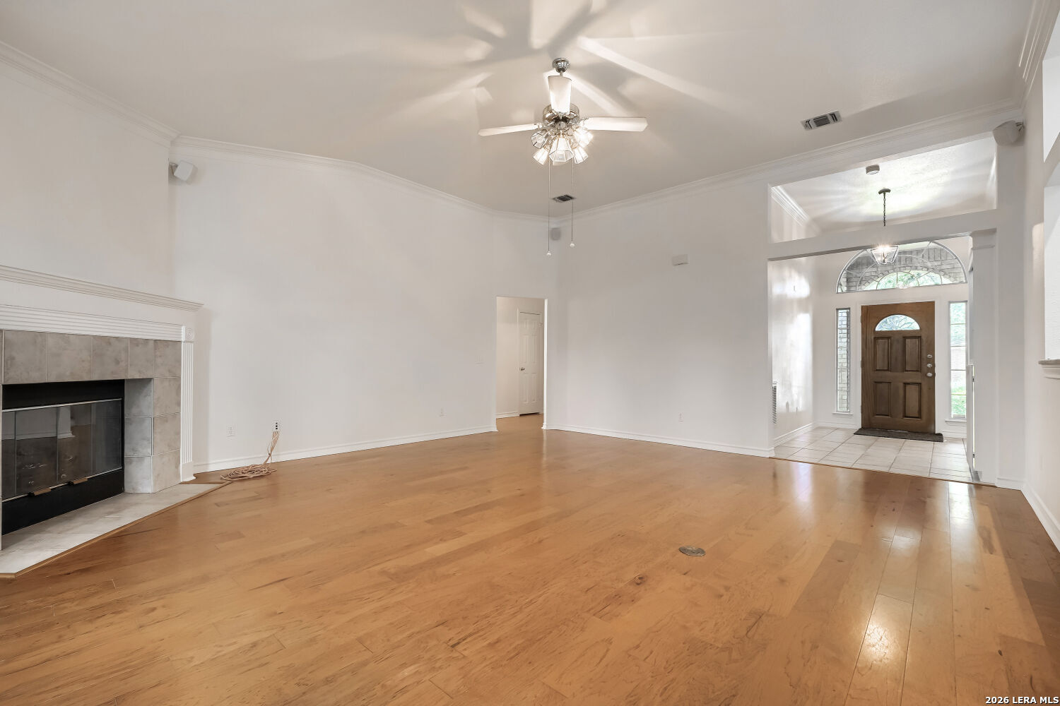 15634 Mission Crst