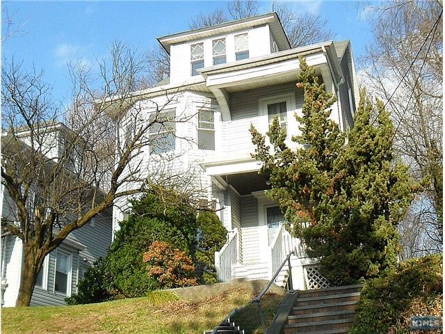 194 Van Houten Avenue