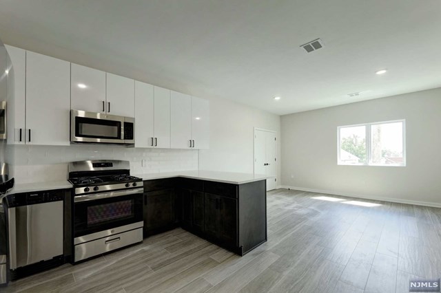 234 Main Avenue 301