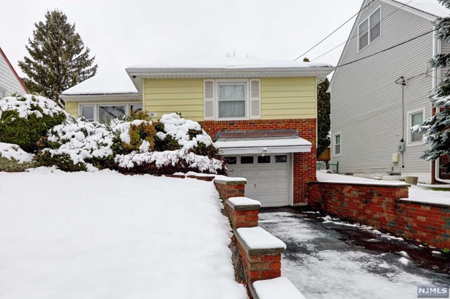38 Lehigh Avenue