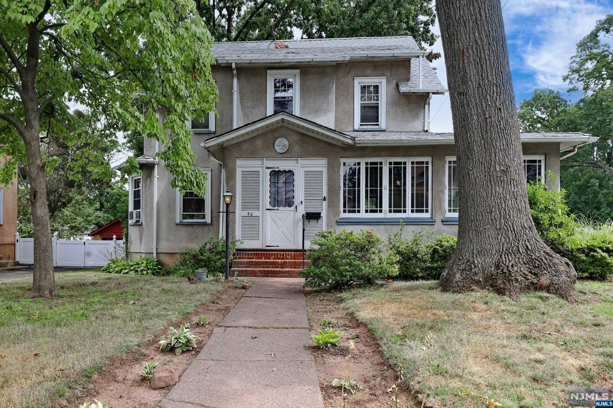 46 Oak Ridge Avenue