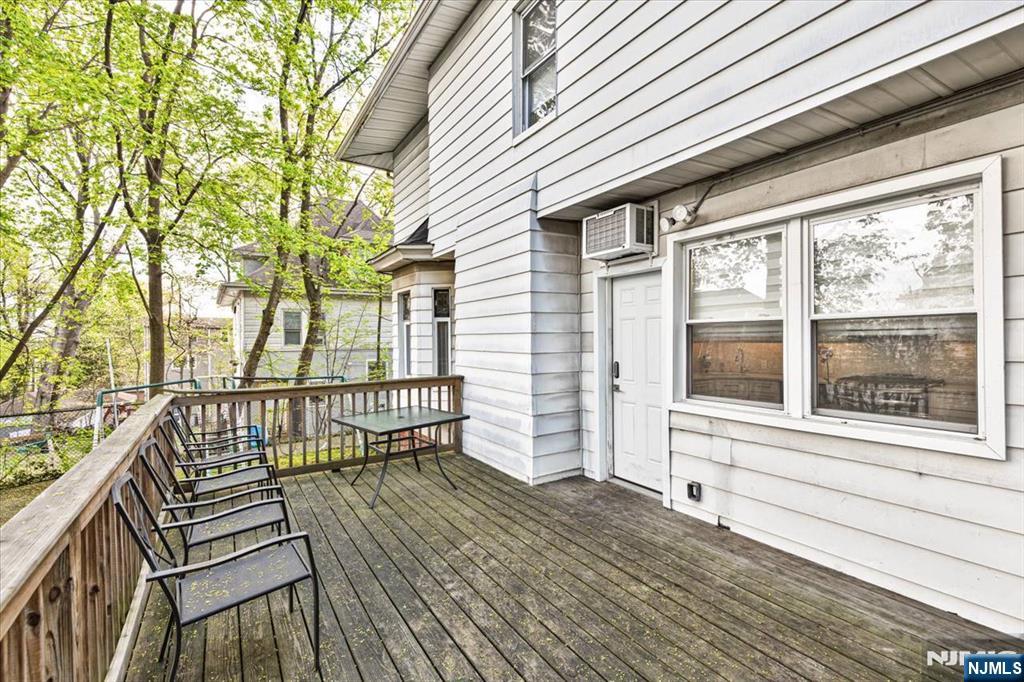 116 Westervelt Place