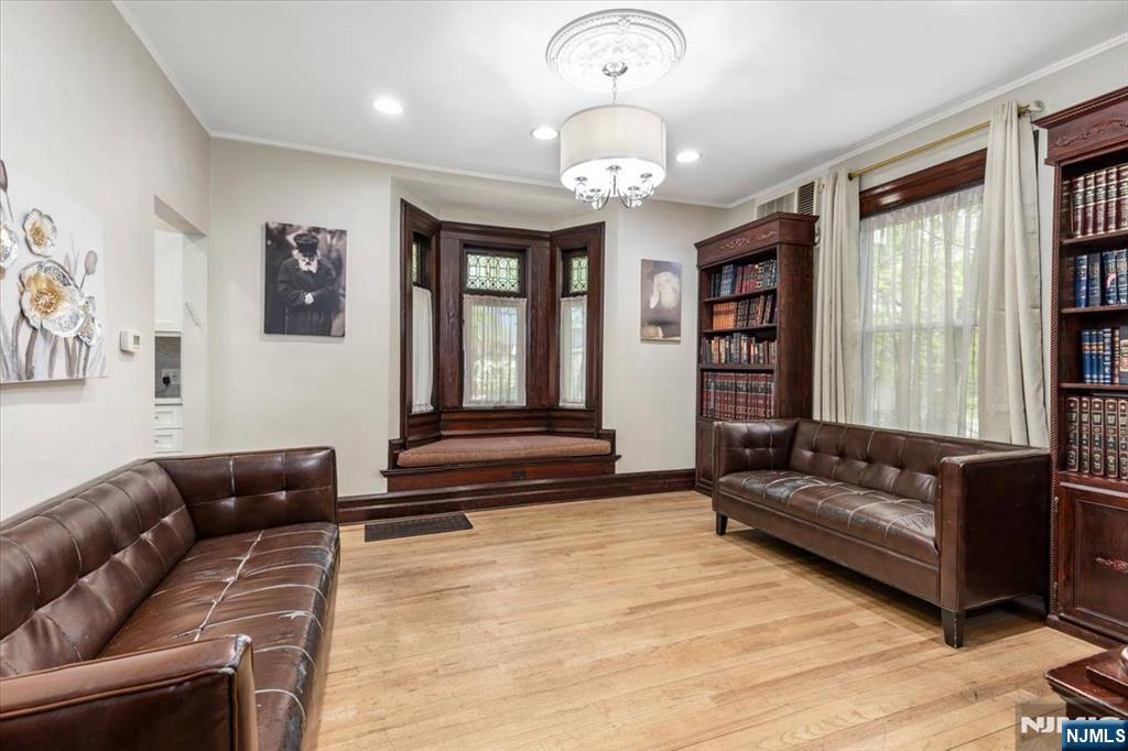 116 Westervelt Place