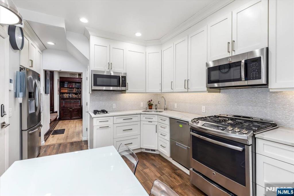 116 Westervelt Place