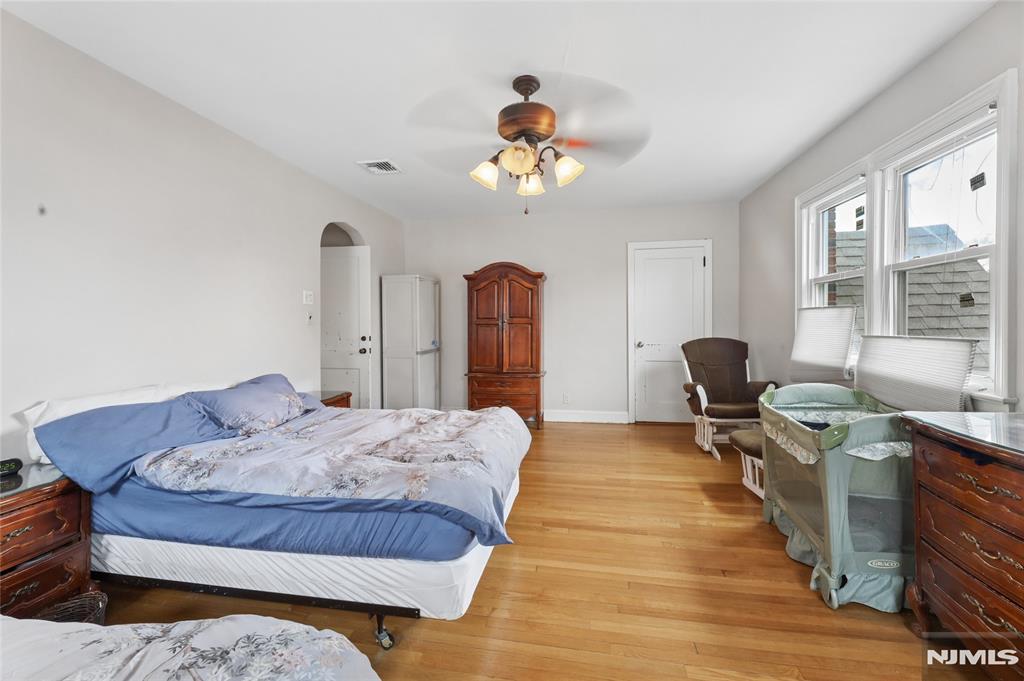 115 Lafayette Avenue