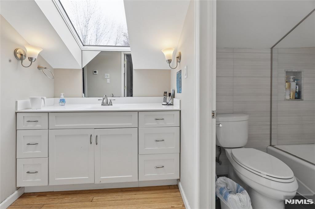 115 Lafayette Avenue