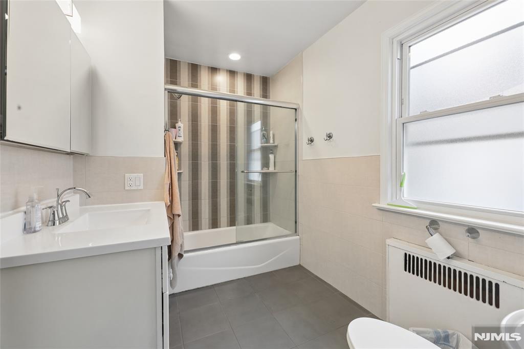 115 Lafayette Avenue