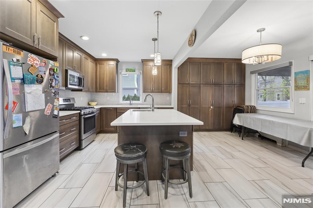 115 Lafayette Avenue