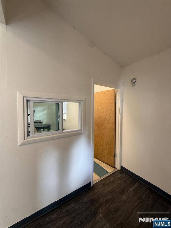 482 Brook