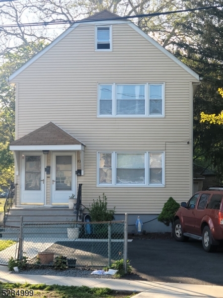 93 Main Ave