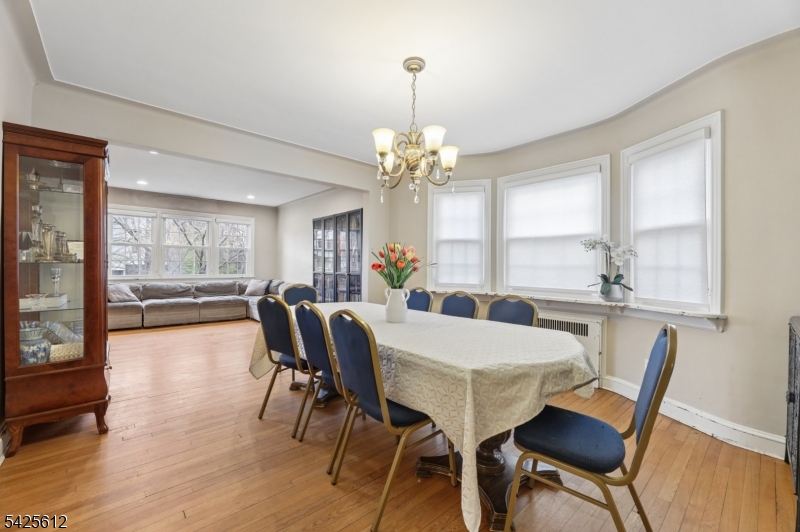 115 Lafayette Ave
