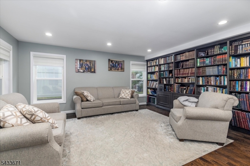 128 Edgewood Ave