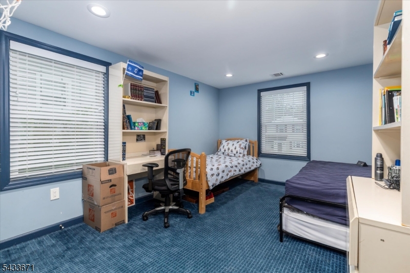128 Edgewood Ave