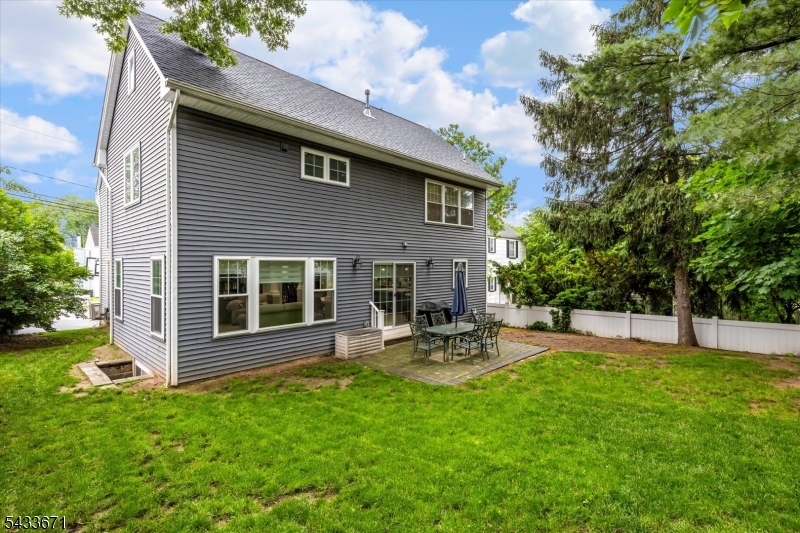 128 Edgewood Ave