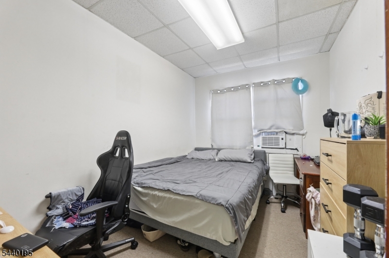 604 Van Houten Ave