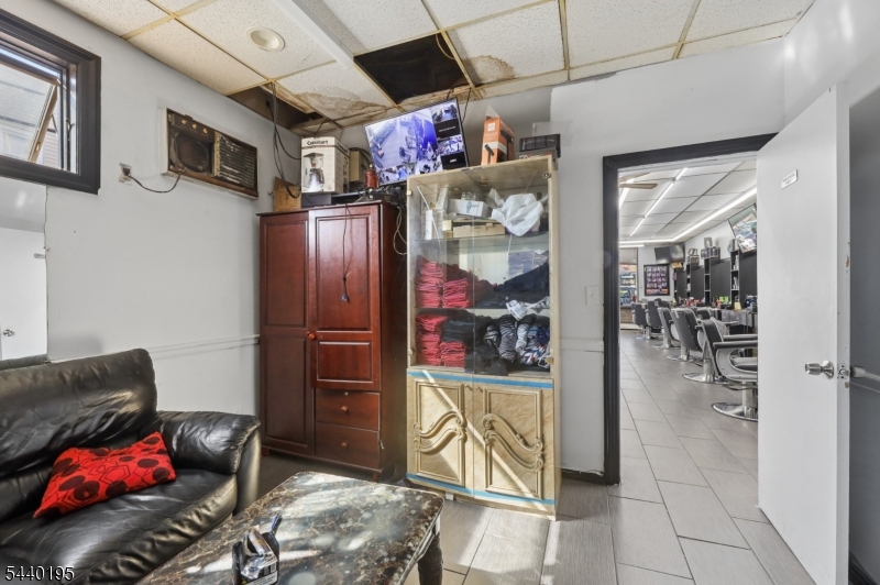 604 Van Houten Ave