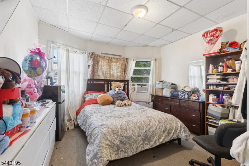 604 Van Houten Ave