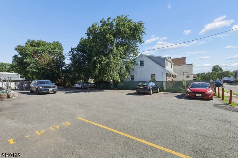 604 Van Houten Ave