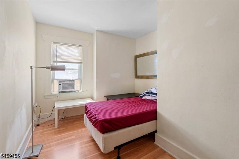 322 Kaplan Ave