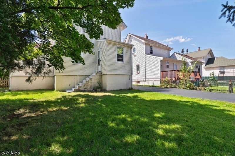 322 Kaplan Ave