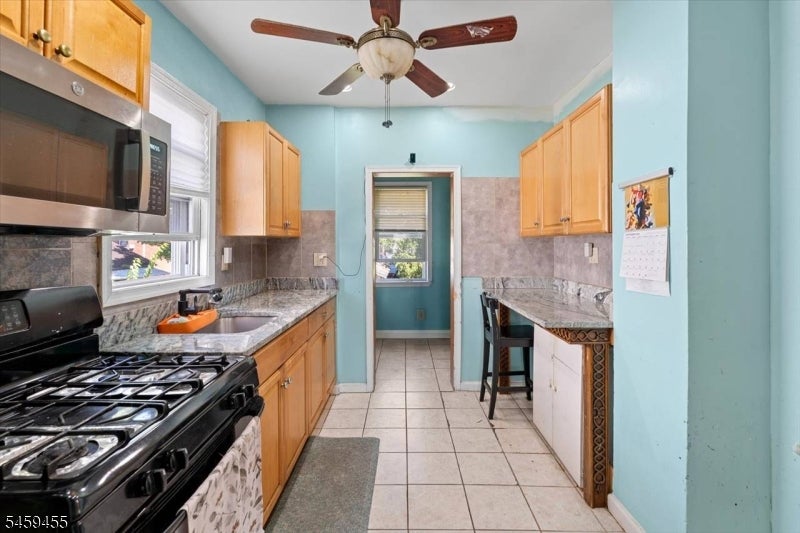 322 Kaplan Ave