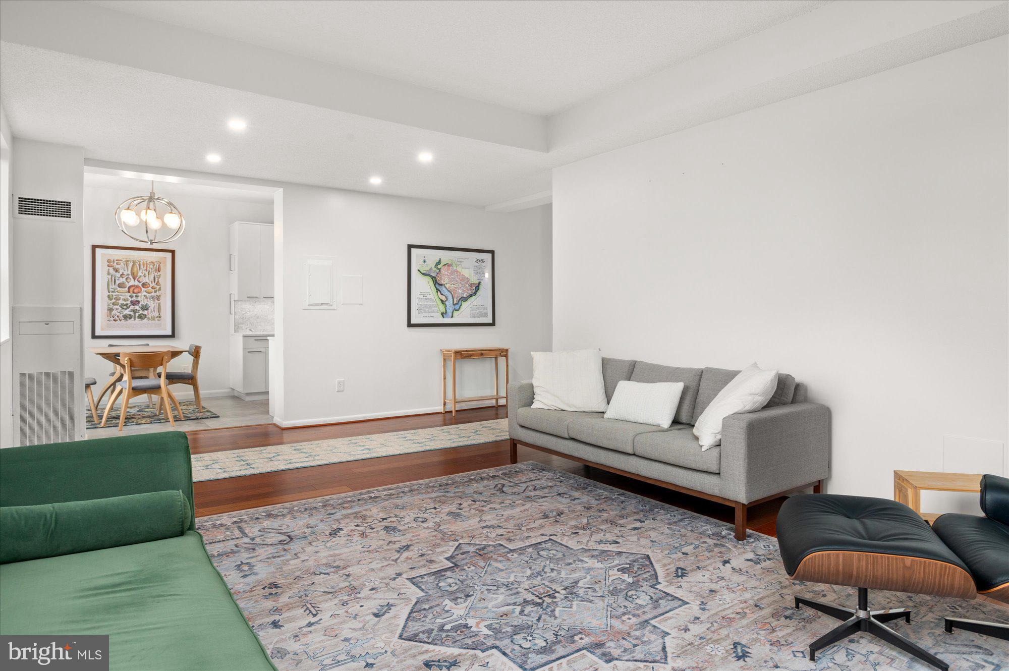 2123 CALIFORNIA ST NW #D4