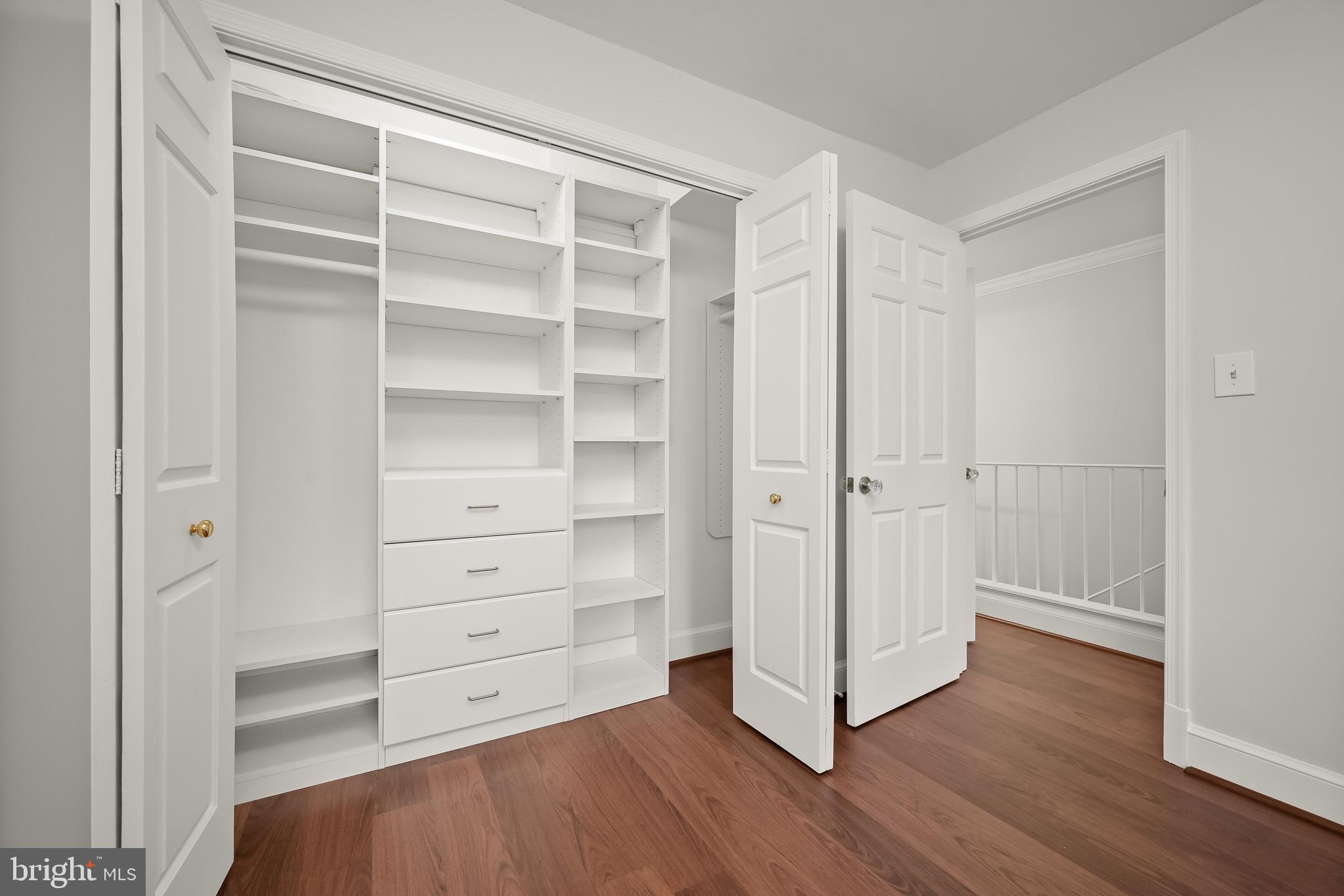 3285 Sutton Pl NW #C