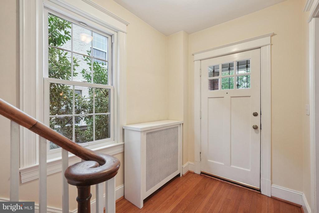 5532 30TH PLACE NW