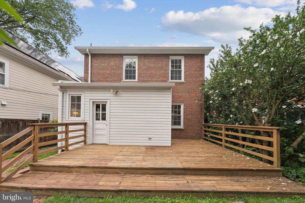5532 30TH PLACE NW