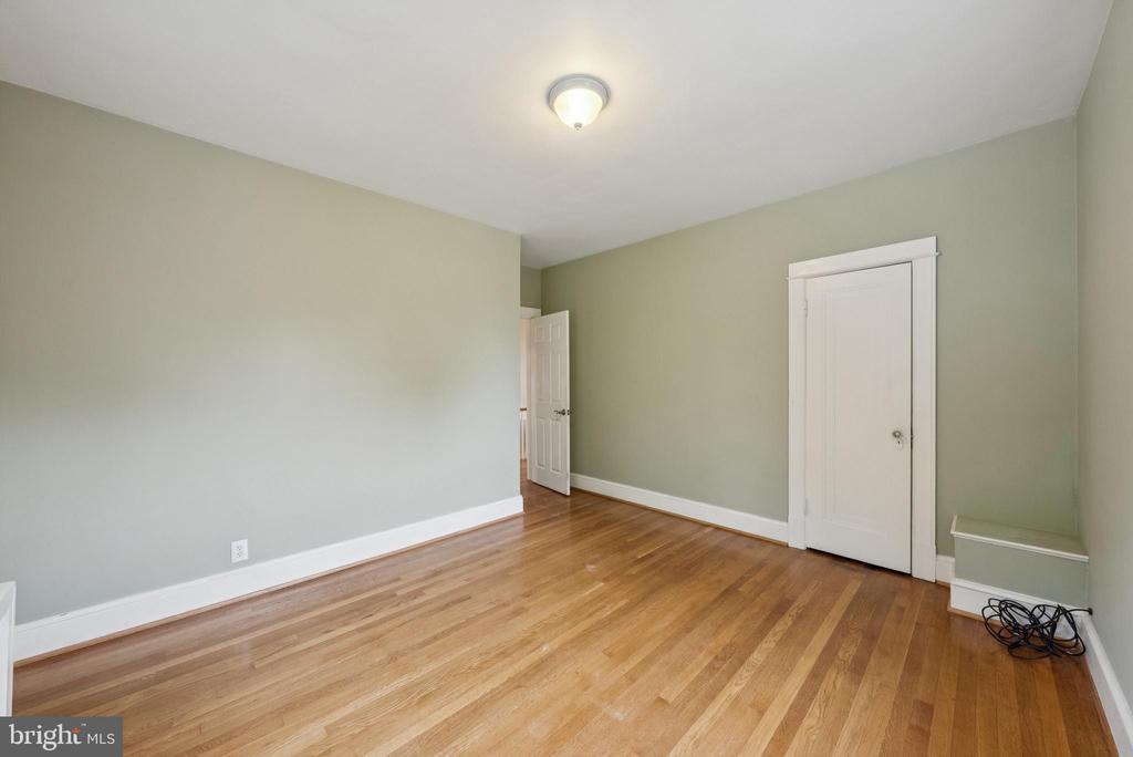 5532 30TH PLACE NW