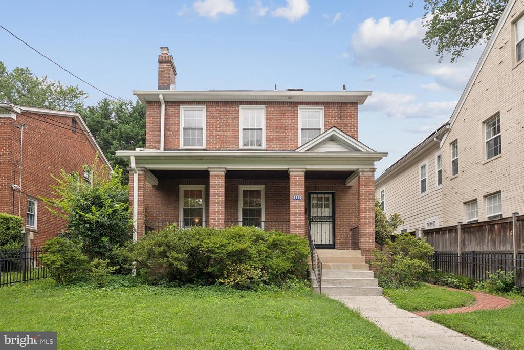 5532 30TH PLACE NW