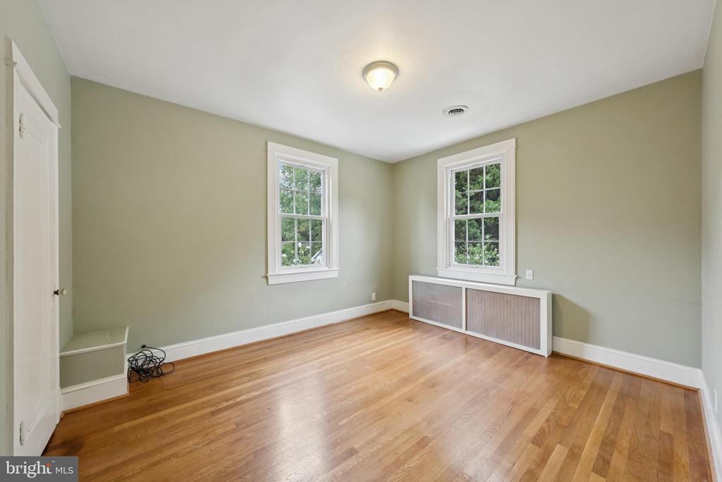 5532 30TH PLACE NW