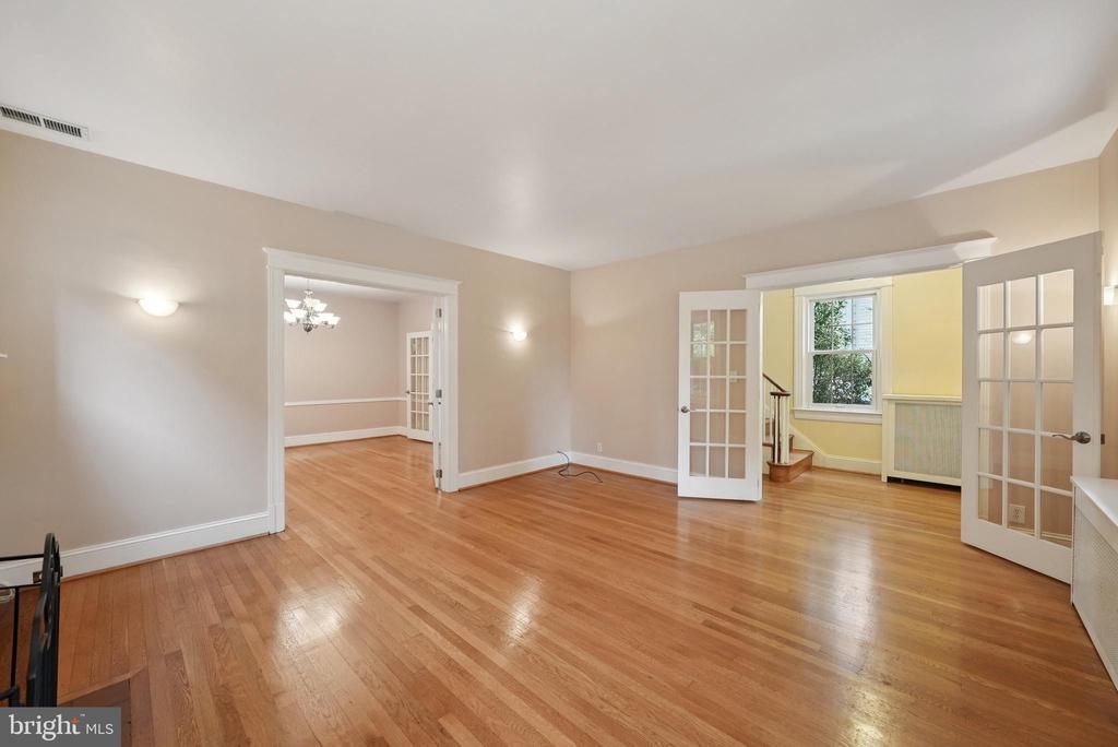 5532 30TH PLACE NW