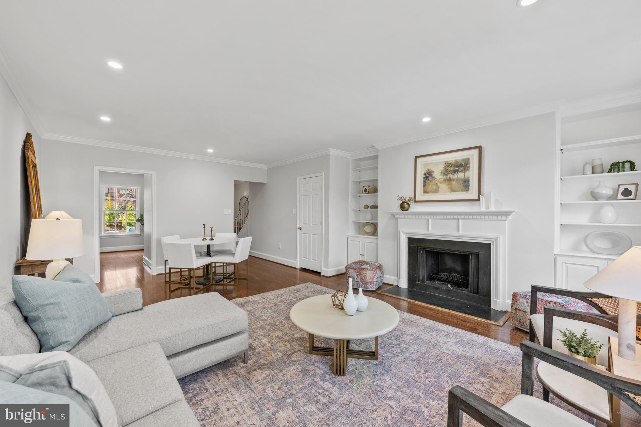 3265 Sutton Pl NW #B