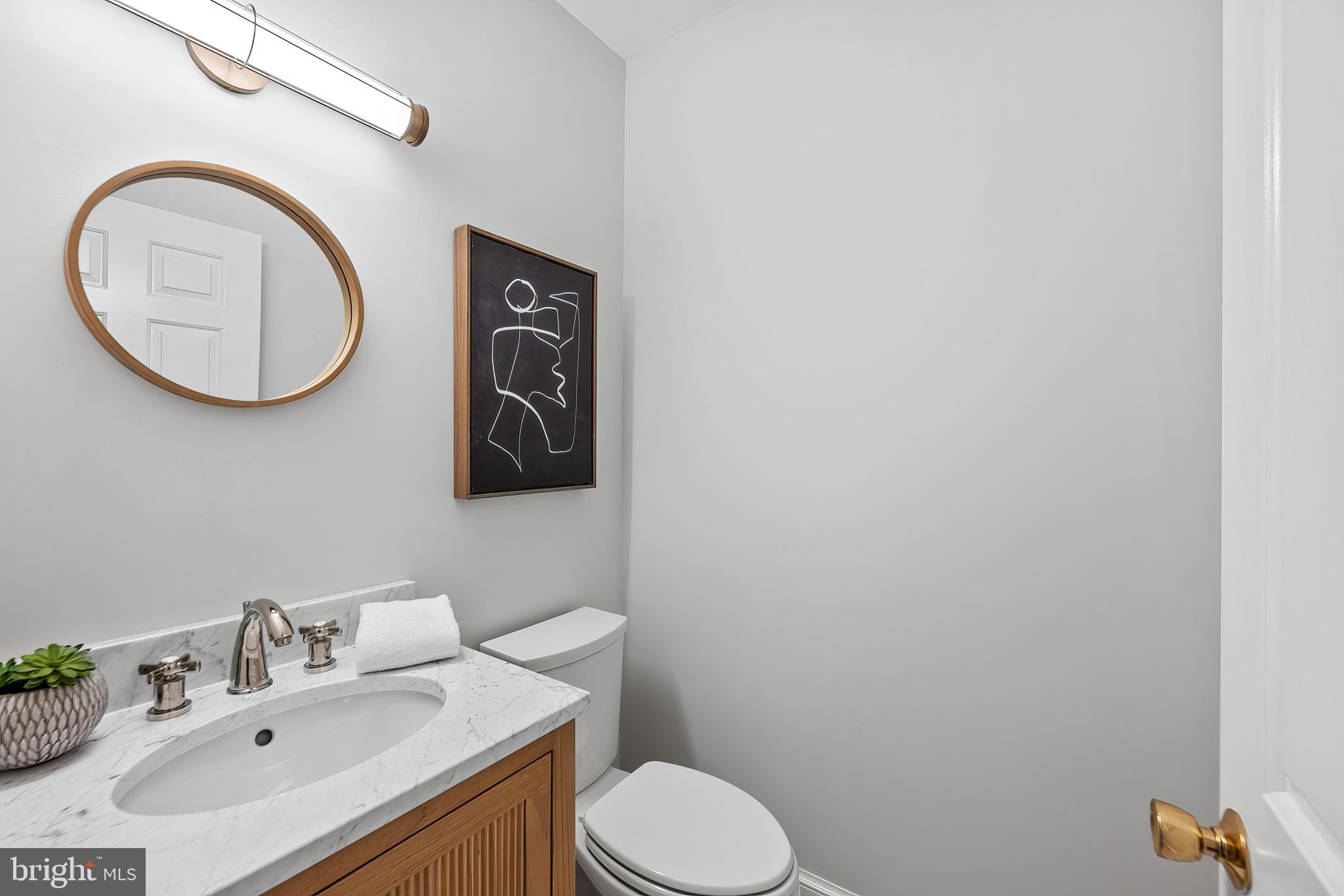 3265 Sutton Pl NW #B