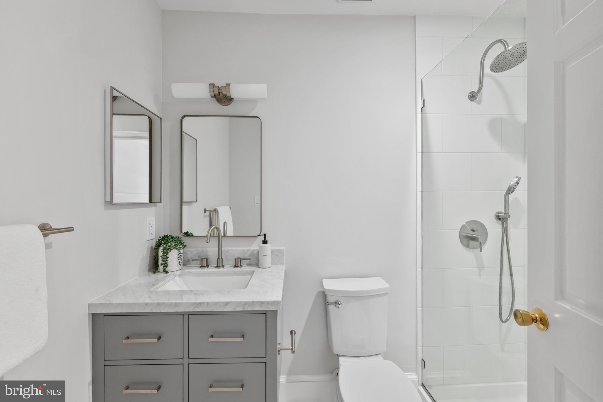 3265 Sutton Pl NW #B