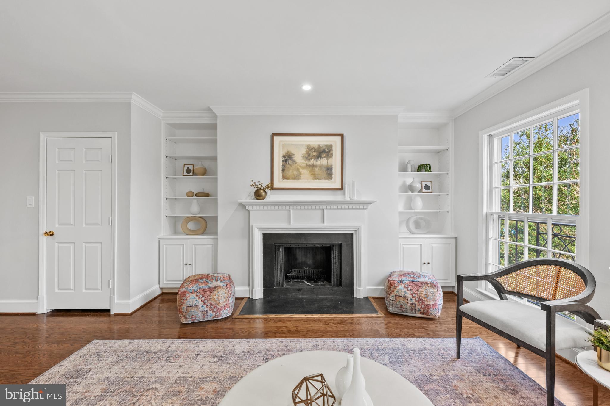 3265 Sutton Pl NW #B