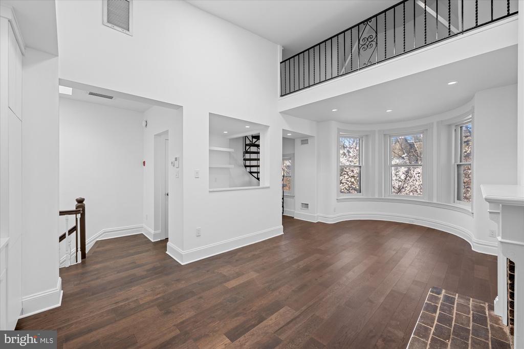 1734 Q ST NW #1