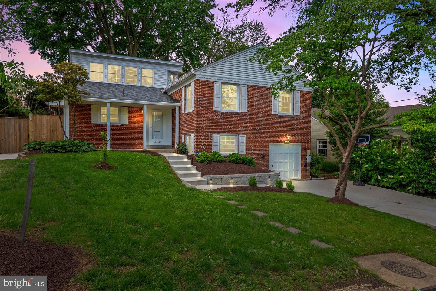 4422 Springdale St NW