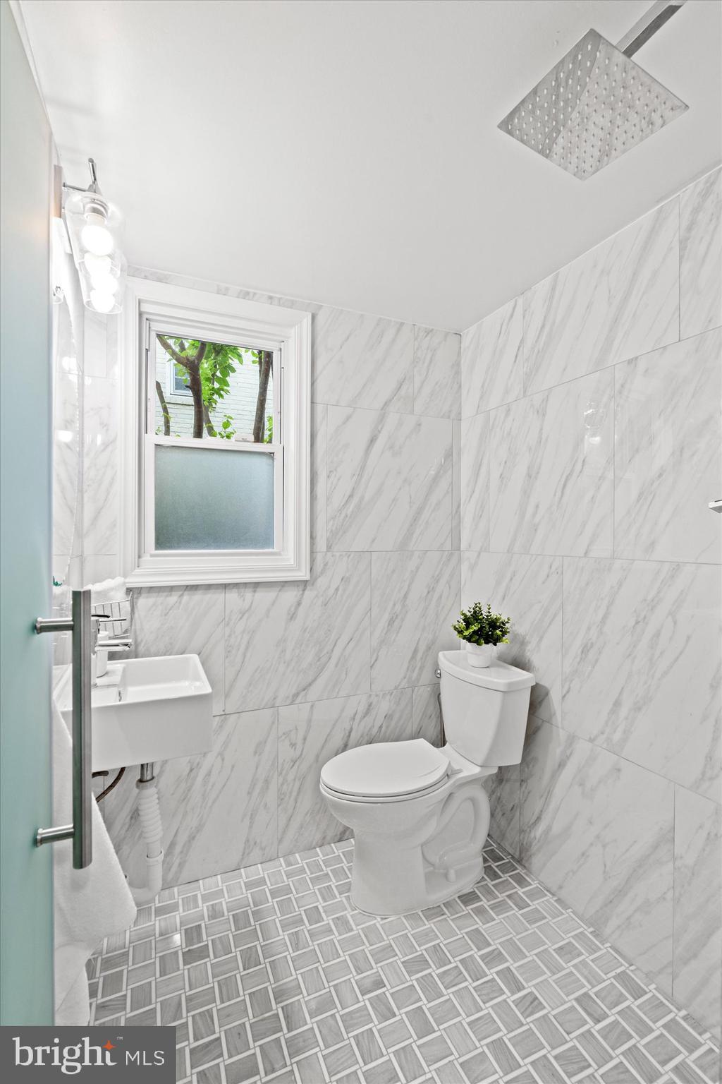 4422 Springdale St NW