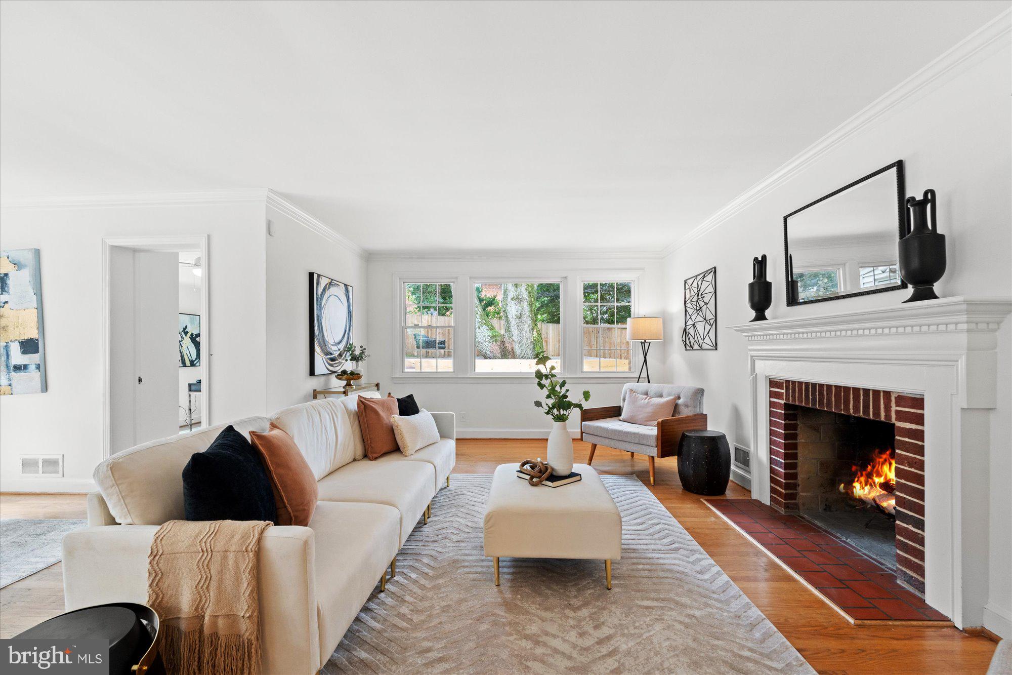 4422 Springdale St NW