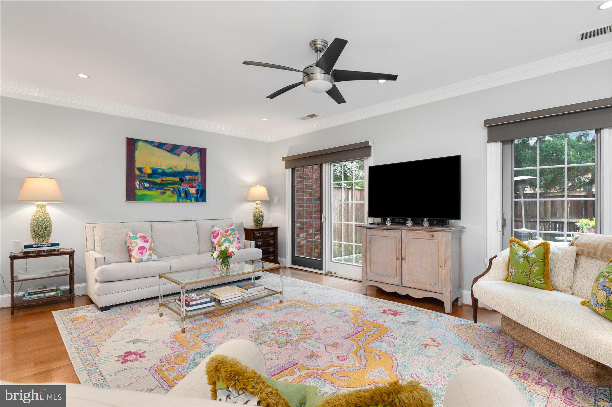 3277 Sutton Pl NW #C