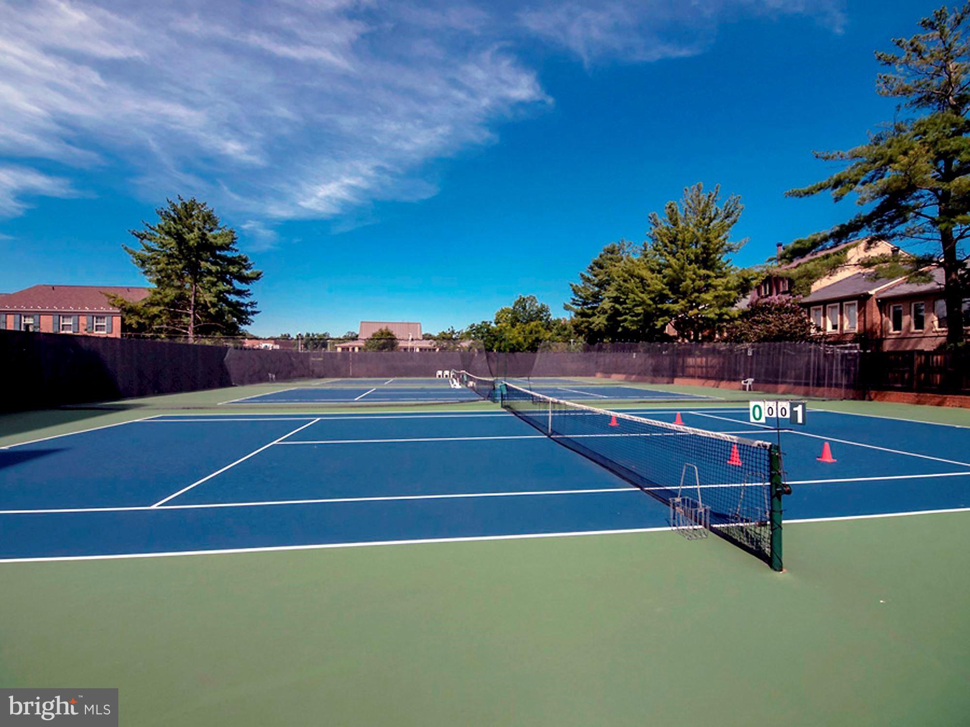 3277 Sutton Pl NW #C