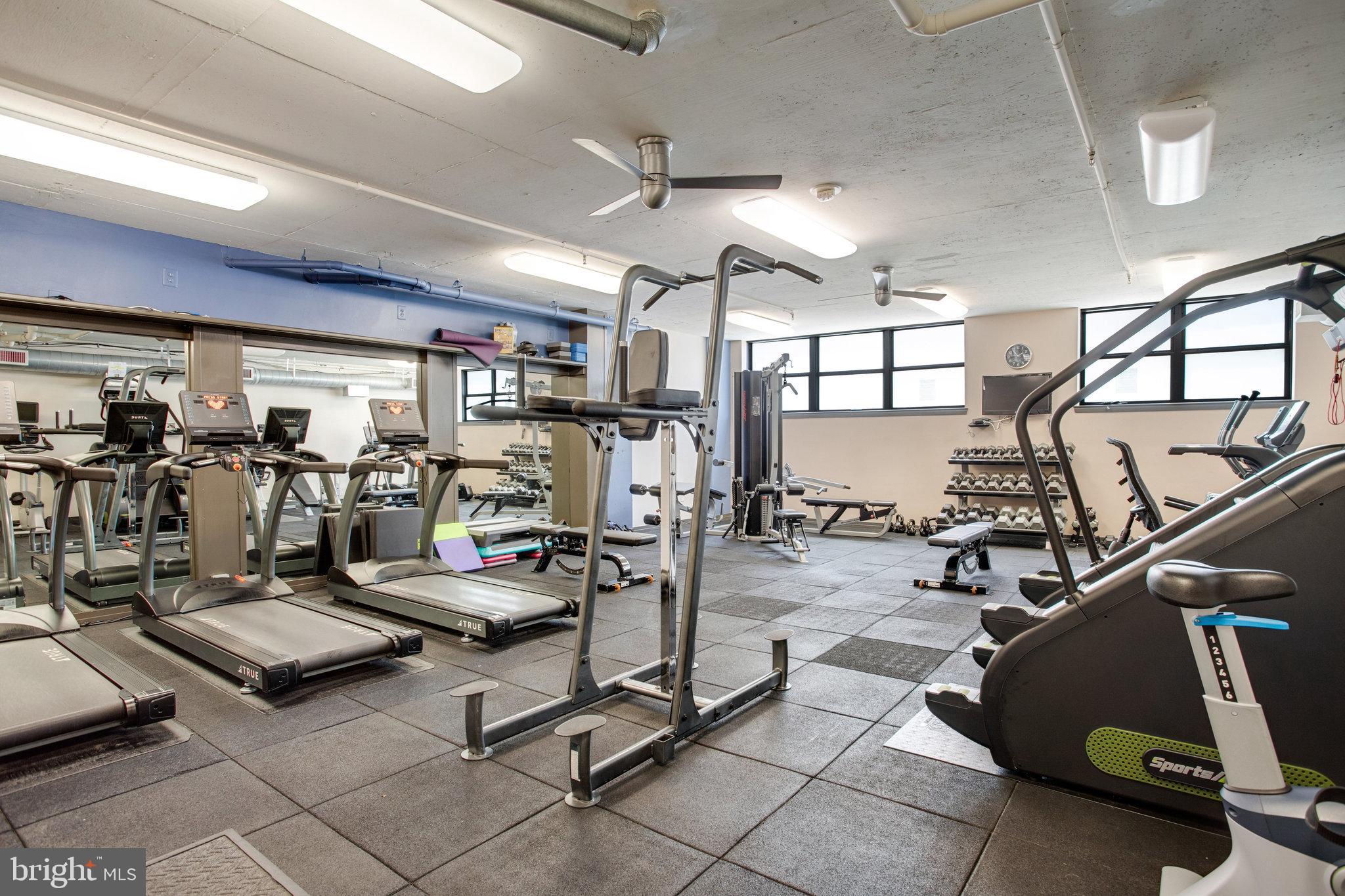 2020 12th St NW #313