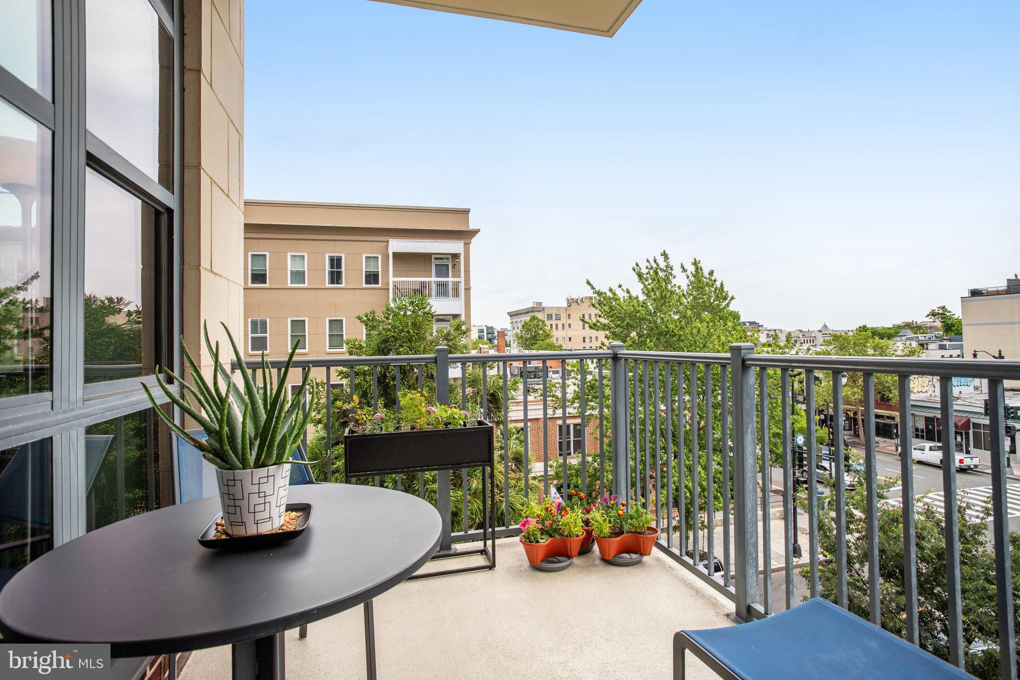 2020 12th St NW #313