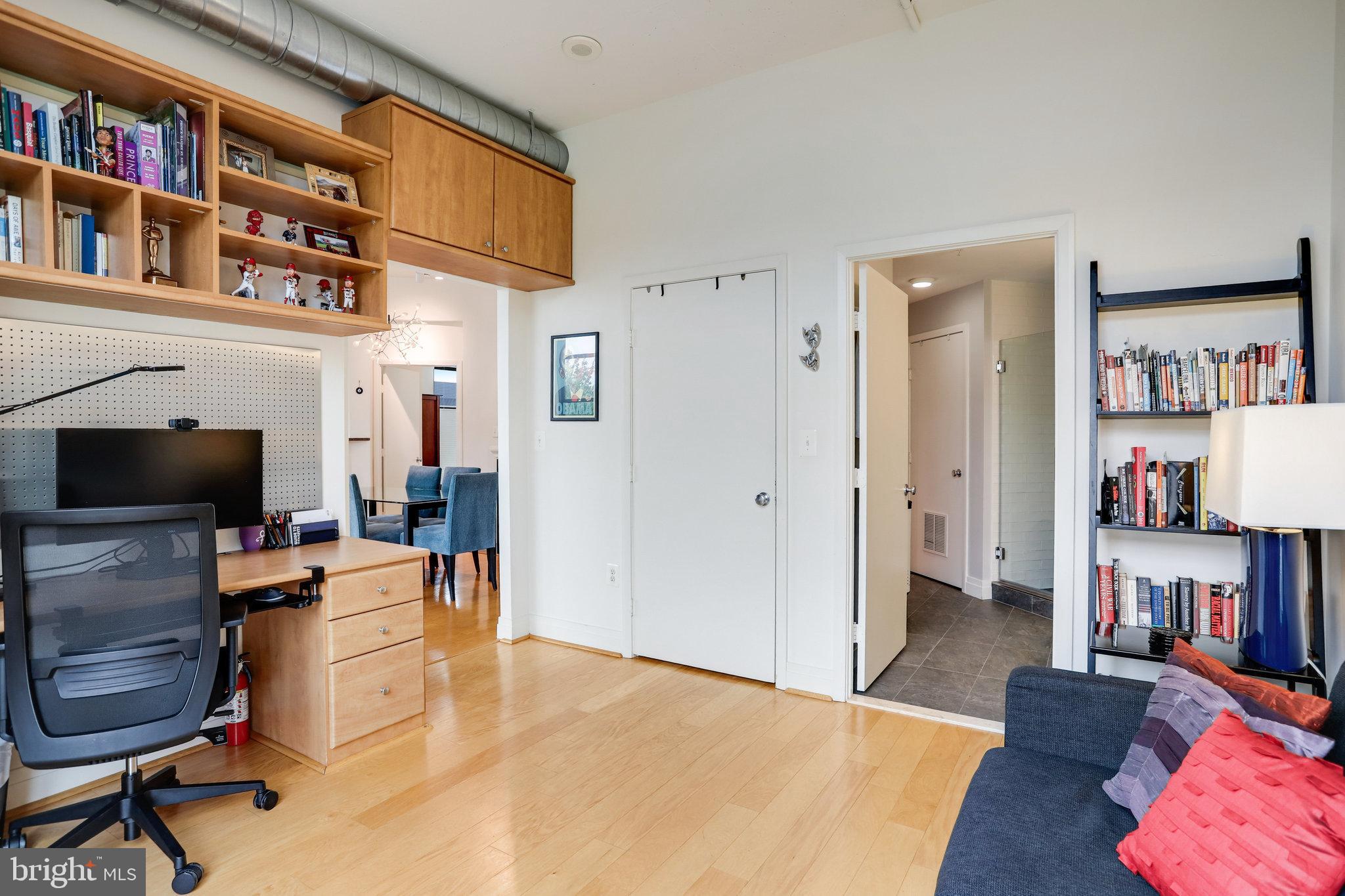 2020 12th St NW #313