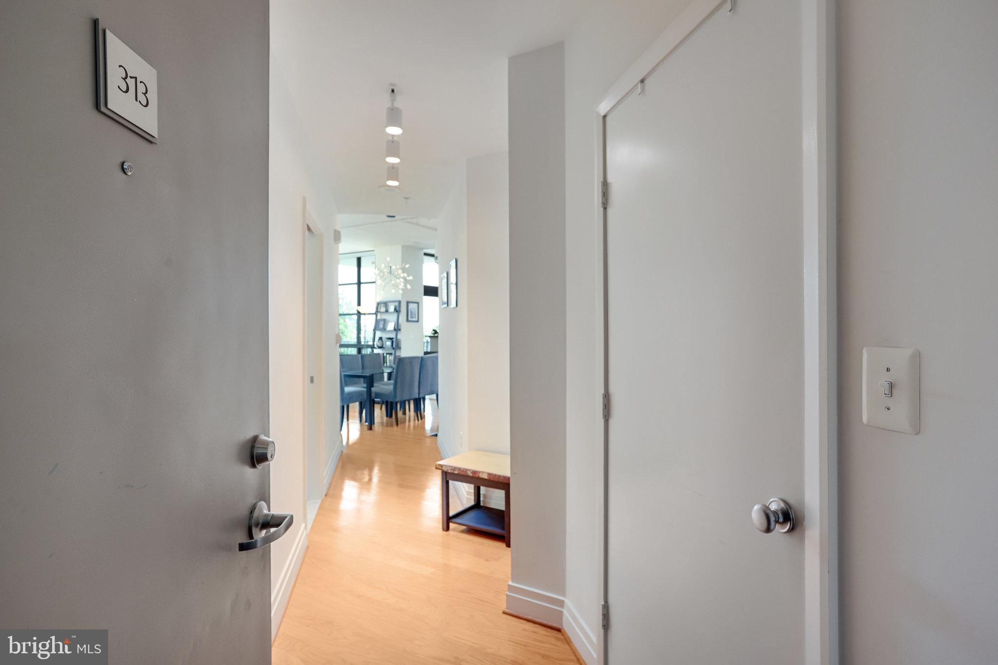 2020 12th St NW #313