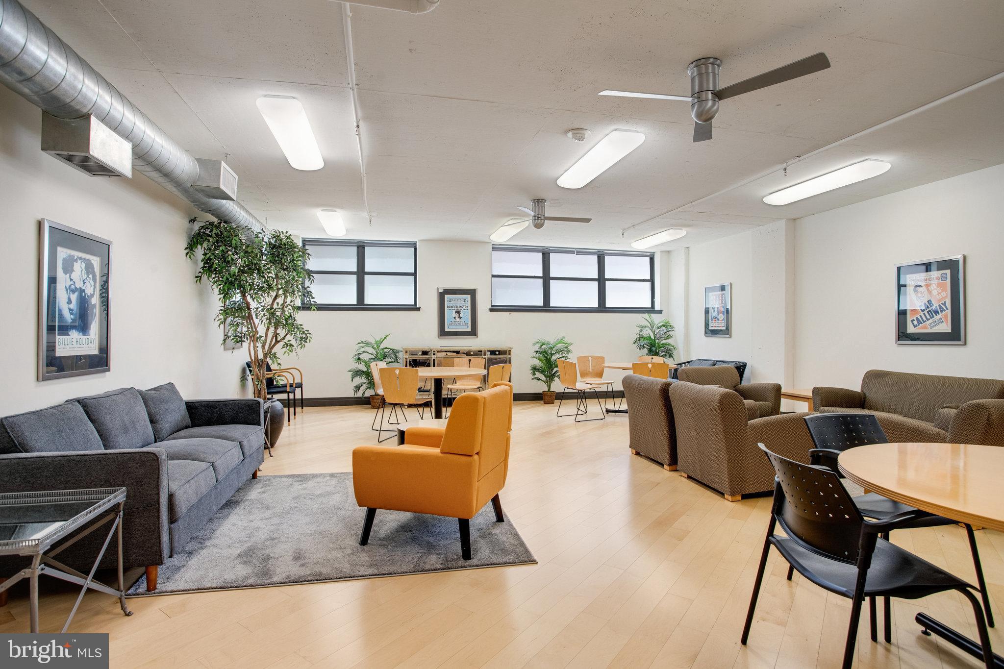 2020 12th St NW #313