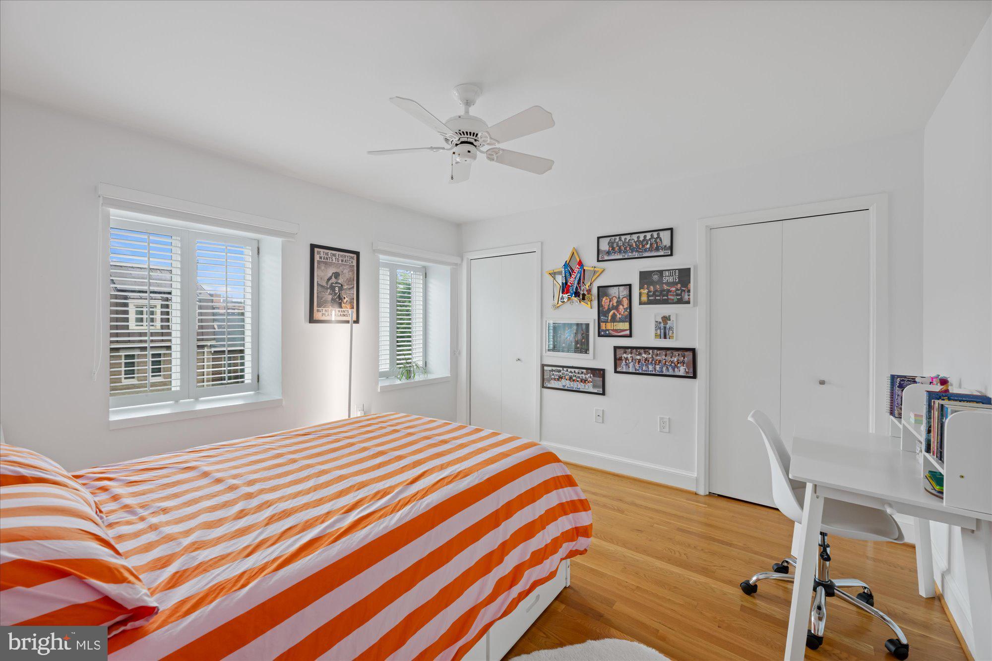 4357 Embassy Park Dr NW